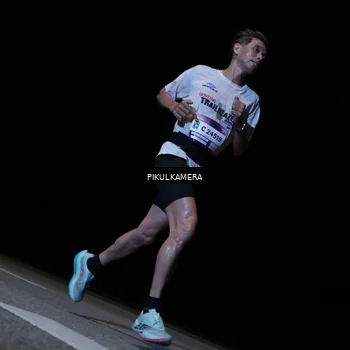 Runner Photo 7514046