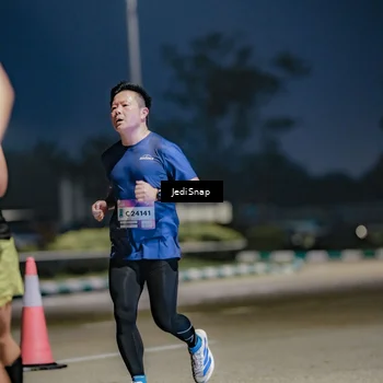 Runner Photo 7514051