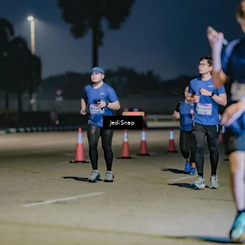 Runner Photo 7514060