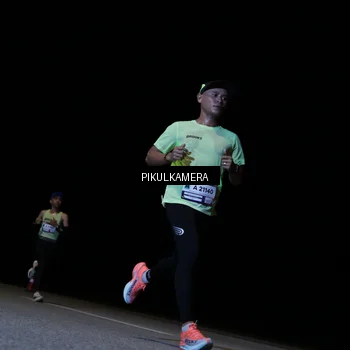 Runner Photo 7514063