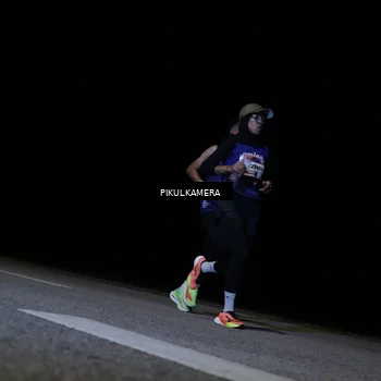 Runner Photo 7514091