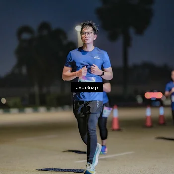 Runner Photo 7514113