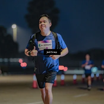 Runner Photo 7514139