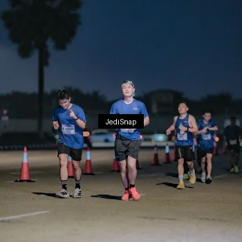 Runner Photo 7514157