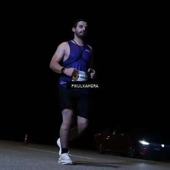 Runner Photo 7514181