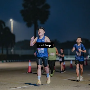 Runner Photo 7514191