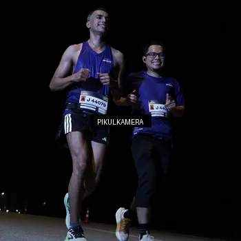 Runner Photo 7514194