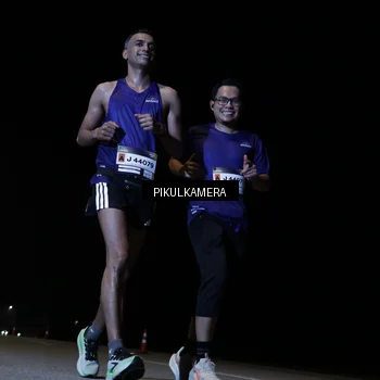 Runner Photo 7514196