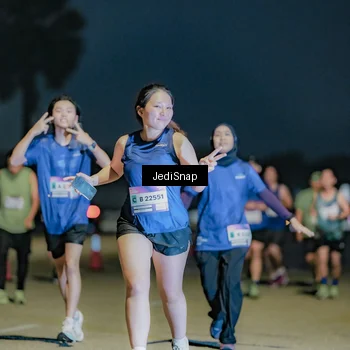 Runner Photo 7514202