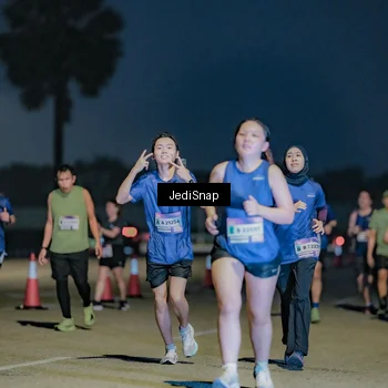 Runner Photo 7514205