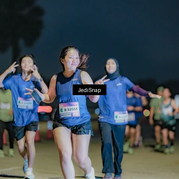 Runner Photo 7514210