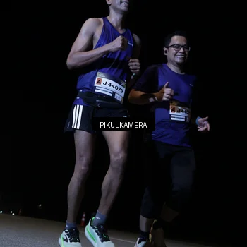 Runner Photo 7514212