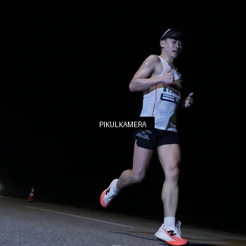 Runner Photo 7514217