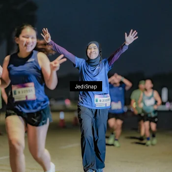 Runner Photo 7514218