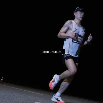 Runner Photo 7514222
