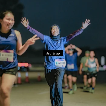 Runner Photo 7514228