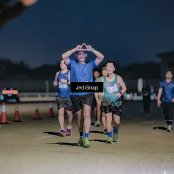 Runner Photo 7514230