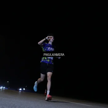 Runner Photo 7514241