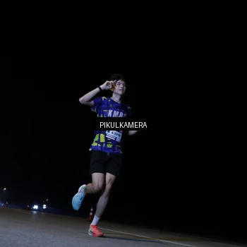 Runner Photo 7514242