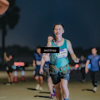 Runner Photo 7514261