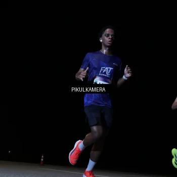 Runner Photo 7514301