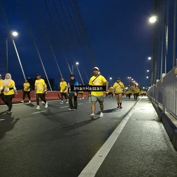 Runner Photo 751431