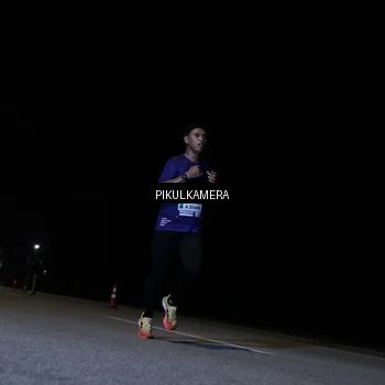 Runner Photo 7514341