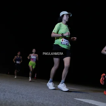 Runner Photo 7514404