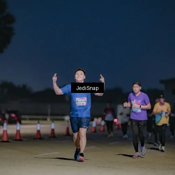 Runner Photo 7514412