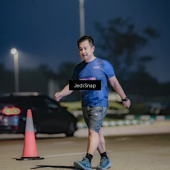 Runner Photo 7514414