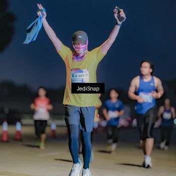 Runner Photo 7514473