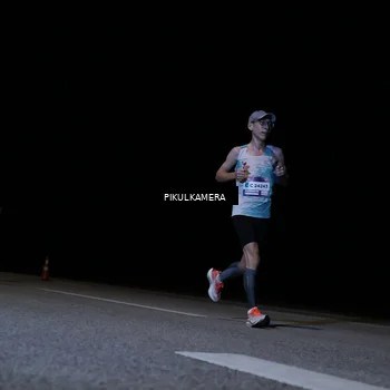 Runner Photo 7514488
