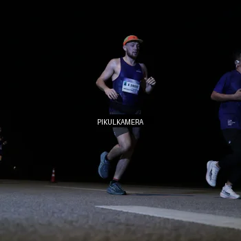 Runner Photo 7514511