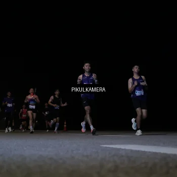 Runner Photo 7514547