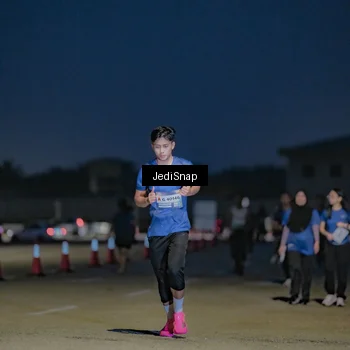 Runner Photo 7514549