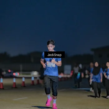 Runner Photo 7514553