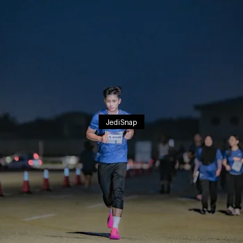 Runner Photo 7514561