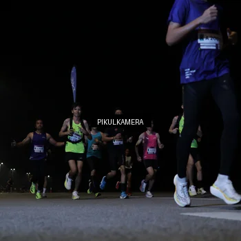 Runner Photo 7514569