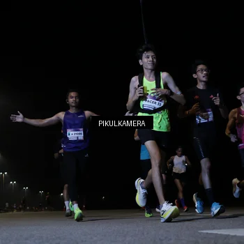Runner Photo 7514571
