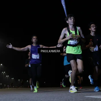 Runner Photo 7514572