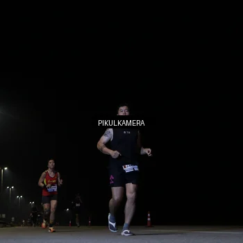 Runner Photo 7514586