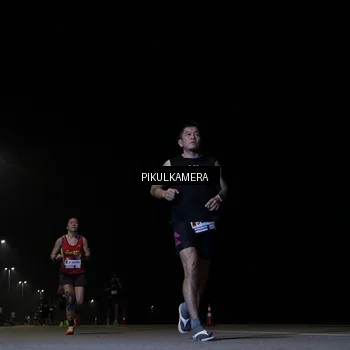Runner Photo 7514591