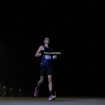 Runner Photo 7514640