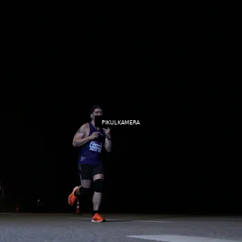 Runner Photo 7514657