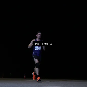 Runner Photo 7514665
