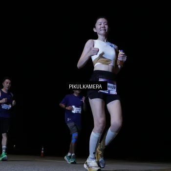 Runner Photo 7514679