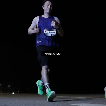 Runner Photo 7514684