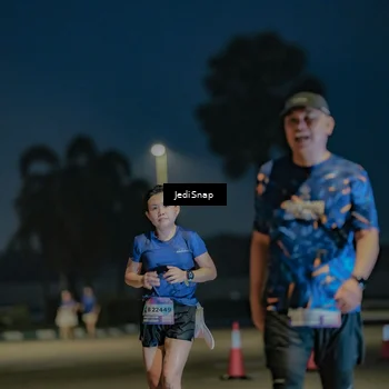 Runner Photo 7514741