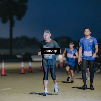 Runner Photo 7514755