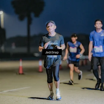 Runner Photo 7514777